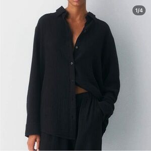 Aritzia Little Moon BNWT AirPlush Sail Black Waffle Button-Up Blouse